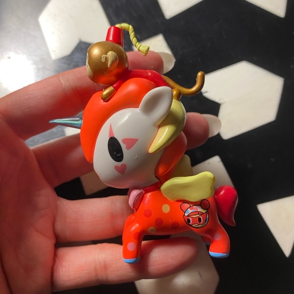tokidoki Carnival Unicorno TRICKSTER - Picture 3 of 6